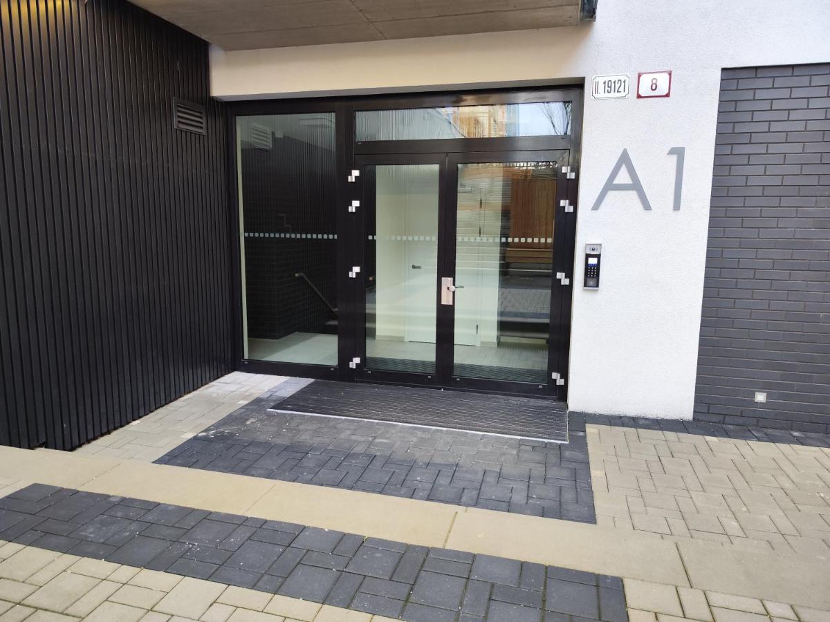 Yarn - Brand New - Free Parking - Balcony With City View - Central Shopping Mall Братислава Екстериор снимка